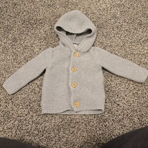 Organic knit hooded sweater button up